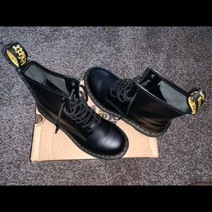 Black Dr Marten’s Women’s size 8